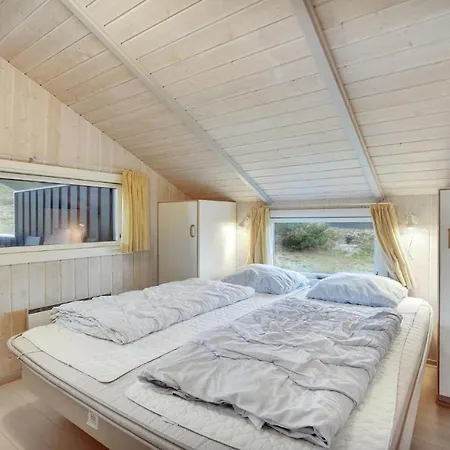 Lovely In With Sauna Дом отдыха *